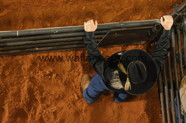 gate persons NR10p1F,2-006